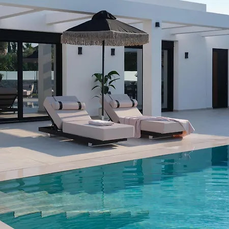 Pinakopi Luxury Villa, A Mediterranean Signature By Mindyourvilla *