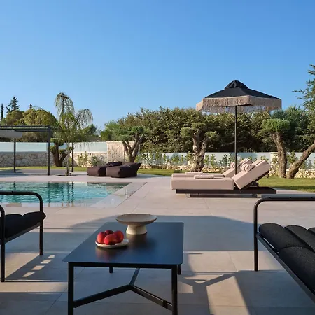 Pinakopi Luxury Villa, A Mediterranean Signature By Mindyourvilla Vila