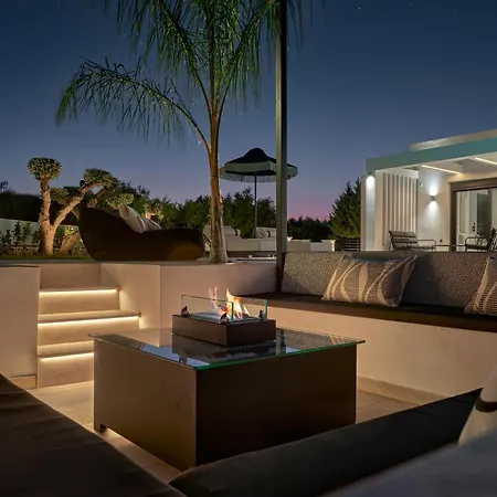 Pinakopi Luxury Villa, A Mediterranean Signature By Mindyourvilla Kalpaki (Zakynthos)