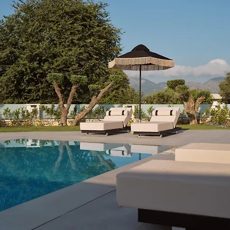 Pinakopi Luxury Villa, A Mediterranean Signature By Mindyourvilla Kalpaki (Zakynthos)